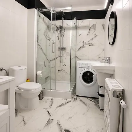 Twin Tower Апартаменты *